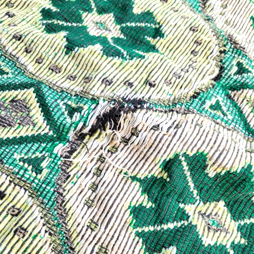 Vintage Green Rug Carpet Picnic Blanket - Picture 7 of 7